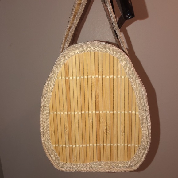 Women’s purse! - Picture 3 of 5